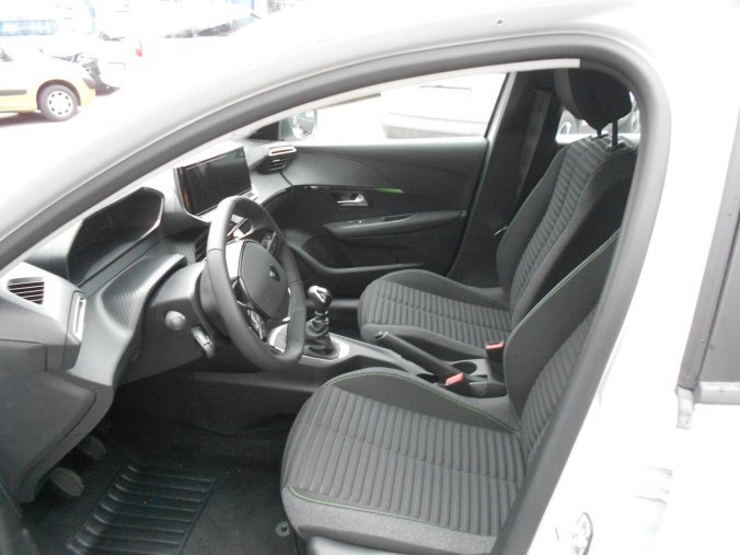 Peugeot 208, Peugeot 208 STYLE Hybrid 100 e-DCS6, barva oranžová
