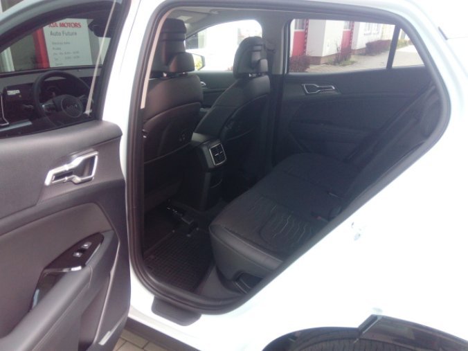 Kia Sportage, 1.6 TGDi GPF 4x2 TOP, barva bílá