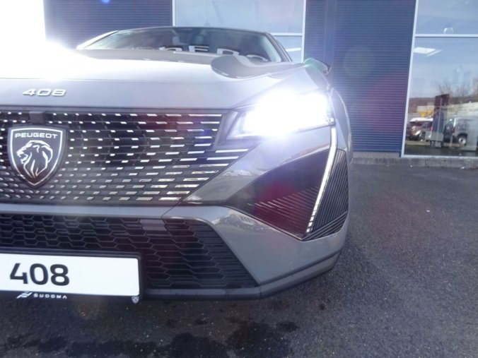 Peugeot 408, Peugeot 408 ALLURE Hybrid 145k e-DCS6, barva šedá