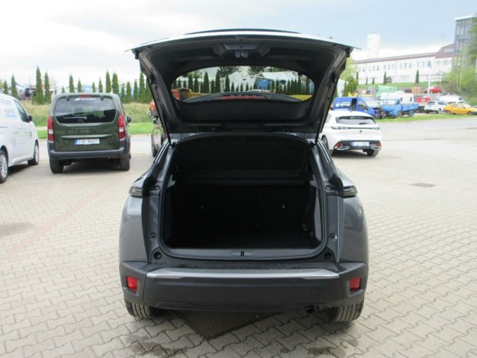 Peugeot 2008, Peugeot 2008 ALLURE PureTech 100 S&S MAN6, barva šedá