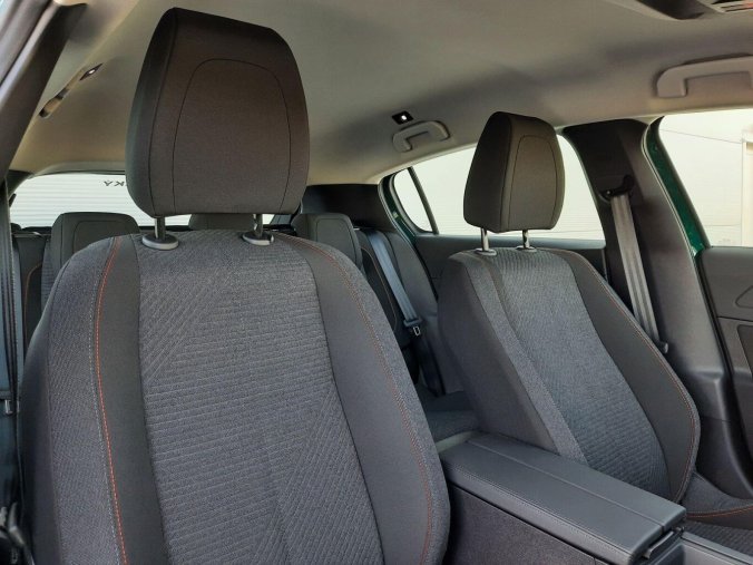 Peugeot 308, Peugeot 308 HB STYLE Hybrid 145 e-DCS6, barva modrá