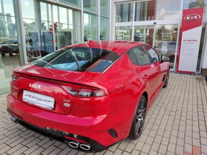 Kia Stinger, 3.3 V6 T-GDi 4x4 8A/T GT MY22, barva červená
