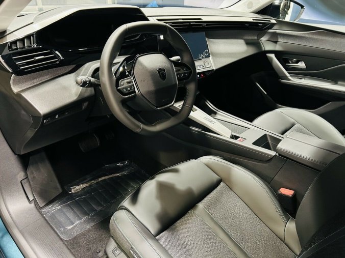 Peugeot 308, Peugeot 308 SW ALLURE Hybrid 136 e-DCS6, barva modrá