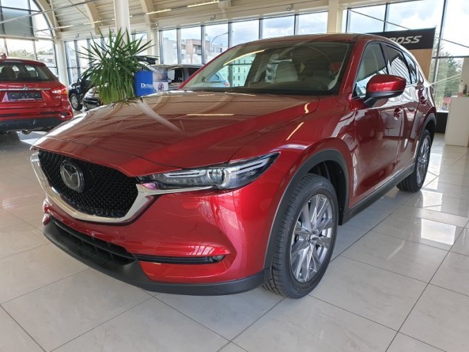 Mazda CX-5, 2.5 Skyactiv-G 194k, barva červená