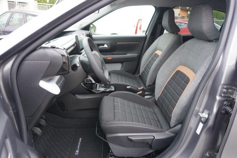 Citroën C3 Aircross, PLUS Turbo 100 MAN6, barva šedá