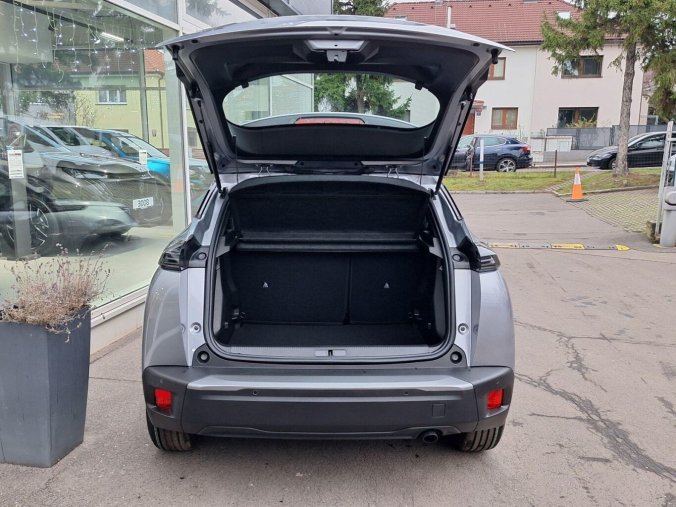 Peugeot 2008, Peugeot 2008 STYLE 1.2 PT 100k MAN6, barva šedá