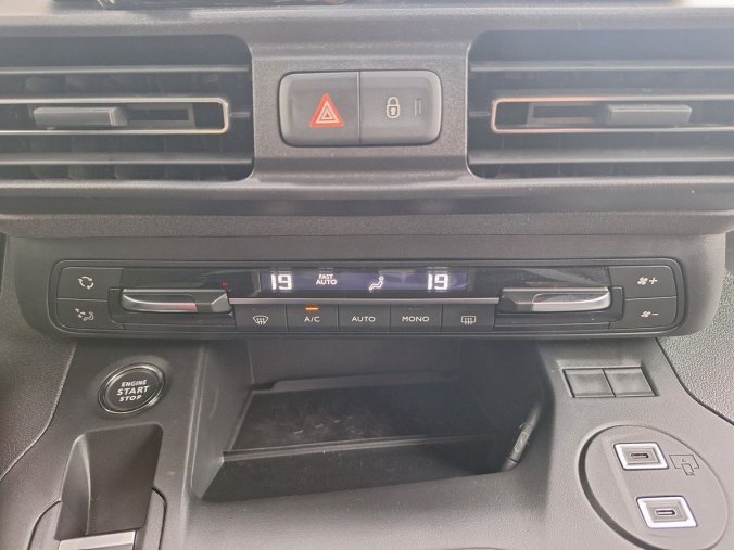 Peugeot Rifter, Peugeot Rifter LONG ALLURE 1.5 BHDi 130k EAT8, barva bílá