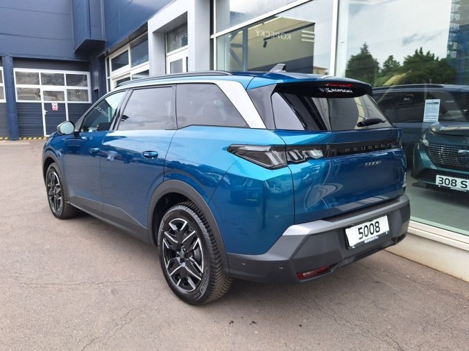 Peugeot 5008, Peugeot 5008 ALLURE Hybrid 145 e-DCS6, barva modrá
