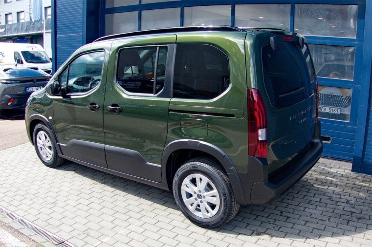 Peugeot Rifter, Peugeot Rifter ALLURE PureTech 110 S&S MAN6, barva zelená