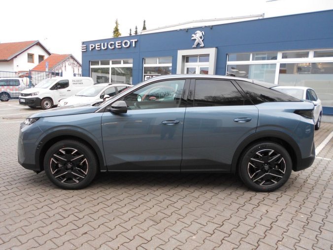 Peugeot 3008, Peugeot 3008 ALLURE Hybrid 145 e-DCS6, barva modrá