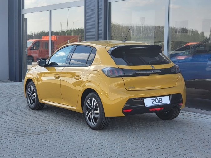 Peugeot 208, Peugeot 208 ALLURE 1.2 100 MAN6, barva žlutá