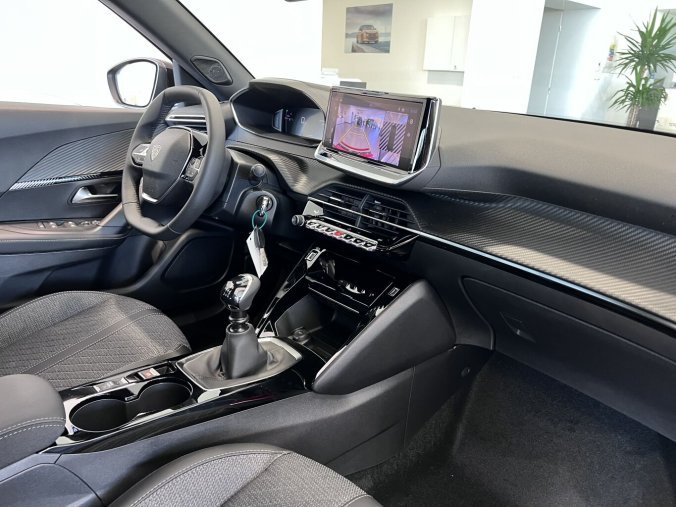 Peugeot 2008, Peugeot 2008 ALLURE 100k, 7 let záruka, barva červená