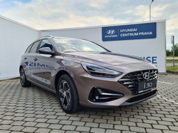 Hyundai i30, 1,5 T-GDI 117 kW iMT MHEV, barva bronzová