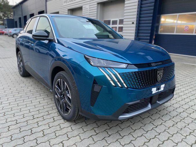 Peugeot 3008, Peugeot 3008 ALLURE Hybrid 136 e-DCS6 - 0908, barva modrá