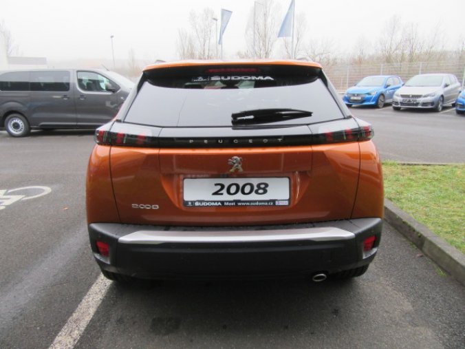 Peugeot 2008, ALLURE 1.5 BlueHDi 130k EAT8, barva oranžová