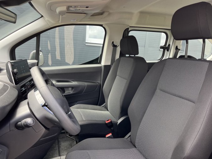 Peugeot Rifter, Peugeot Rifter LONG ACTIVE BlueHDi 100 MAN6 s homologací N1, barva bílá