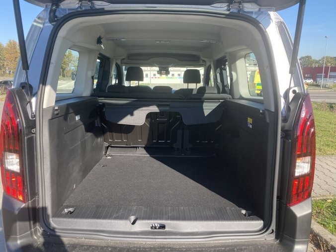 Peugeot Rifter, Peugeot Rifter LONG ACTIVE BlueHDi 100 S&S MAN6 s homologací N1, barva šedá