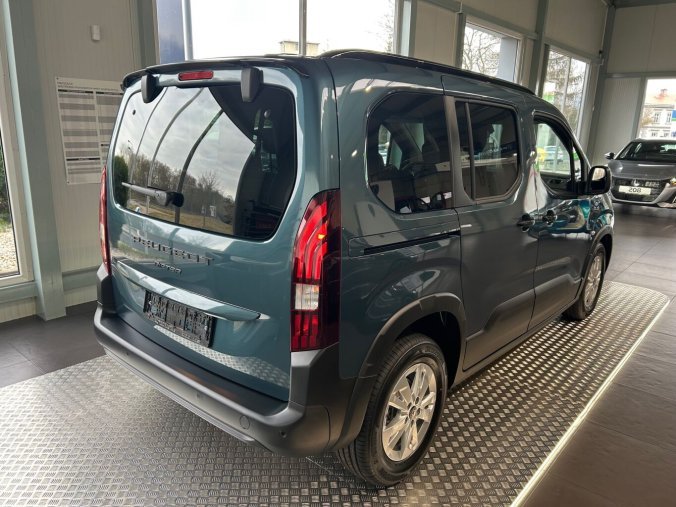 Peugeot Rifter, Peugeot Rifter ALLURE BlueHDi 100 S&S MAN6, barva modrá