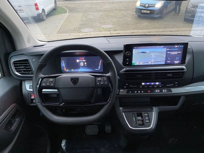 Peugeot Traveller, Peugeot Traveller Allure Long 2.0 BlueHDi 180 EAT8 - 0027, barva šedá