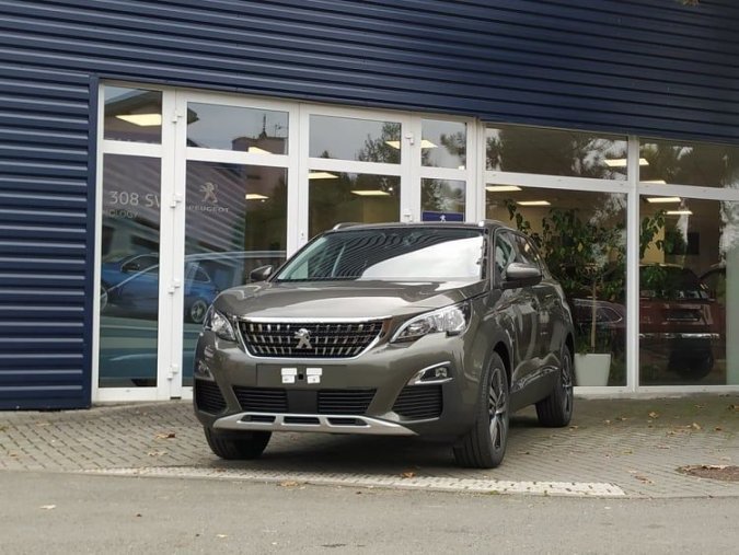 Peugeot 5008, ALLURE 1.5 BlueHDi 130 S&S MAN6, barva šedá