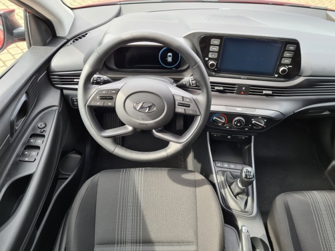 Hyundai i20, 1,0 T-GDI 74 kW 6st. manuální, barva červená