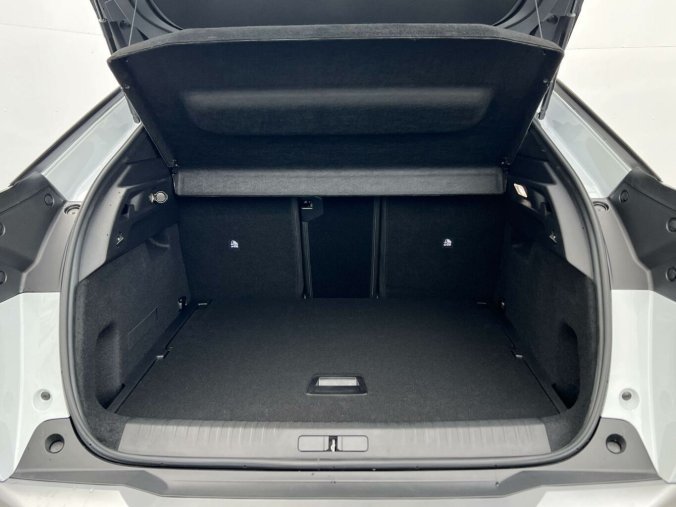 Peugeot 3008, Peugeot 3008 ALLURE Hybrid e-DCS6 1,2, barva bílá