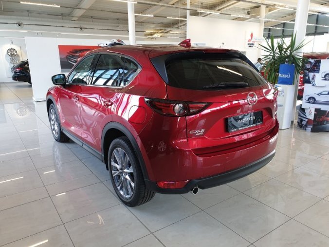 Mazda CX-5, 2.5 Skyactiv-G 194k, barva červená