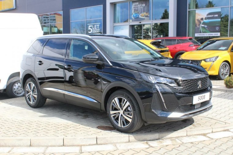 Peugeot 5008, ALLURE PACK 1.2 96kW MAN6, barva černá