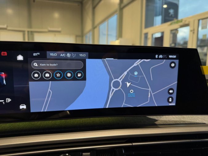 Peugeot 3008, Peugeot 3008 GT Hybrid 145 e-DCS6, barva modrá