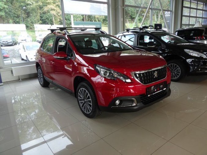 Peugeot 2008, ACTIVE 1.2 PureTech 130k S&S MAN6, barva červená