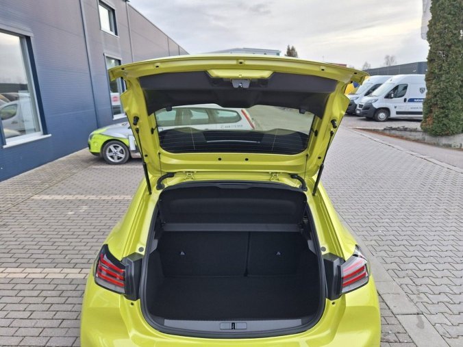 Peugeot 208, Peugeot 208 ALLURE Hybrid 100 e-DCS6, barva žlutá
