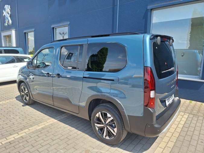 Peugeot Rifter, Peugeot Rifter LONG GT BHDi 130 EAT8, barva modrá