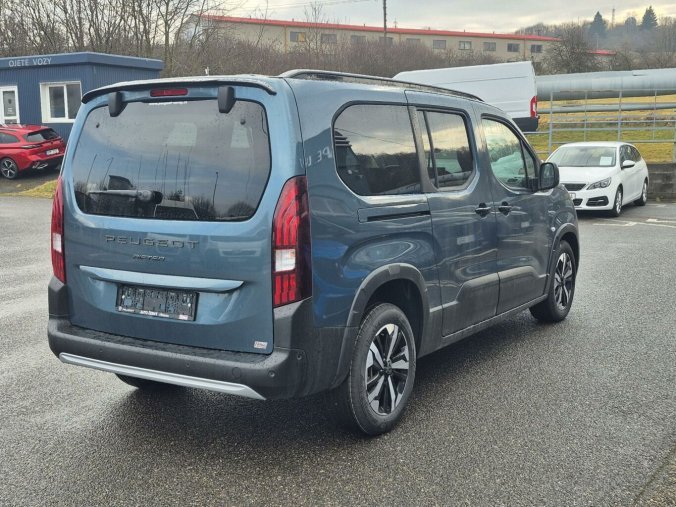 Peugeot Rifter, Peugeot Rifter LONG GT BlueHDi 130 S&S EAT8, barva modrá