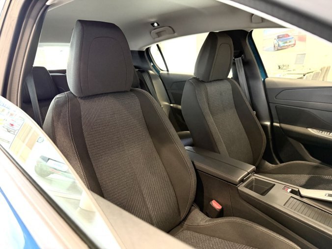 Peugeot 308, Peugeot 308 STYLE HYBRID 145 koní, Automat, barva modrá