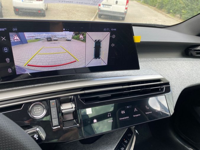 Peugeot 3008, Peugeot 3008 GT Hybrid 145k - MAX VÝBAVA! - 0400, barva černá