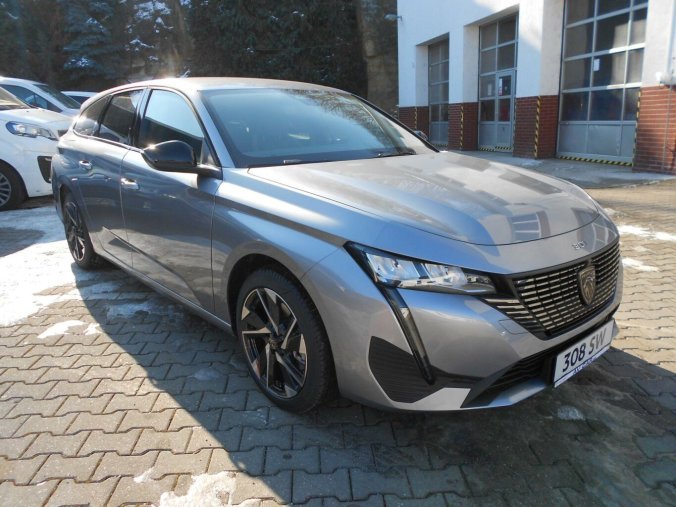 Peugeot 308, Peugeot 308 SW STYLE BlueHDi 130 S&S EAT8, barva oranžová