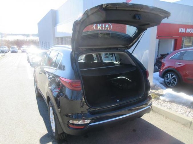 Kia Sportage, 1.6 GDI COMFORT, barva černá