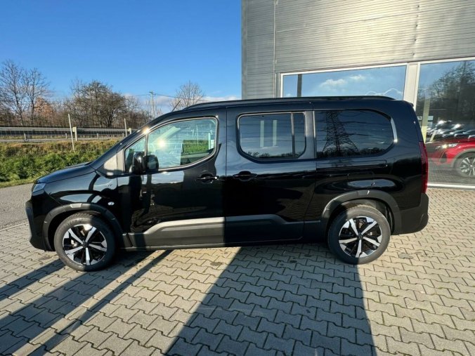 Peugeot Rifter, Peugeot Rifter Long GT BlueHDi 130k EAT8, barva černá