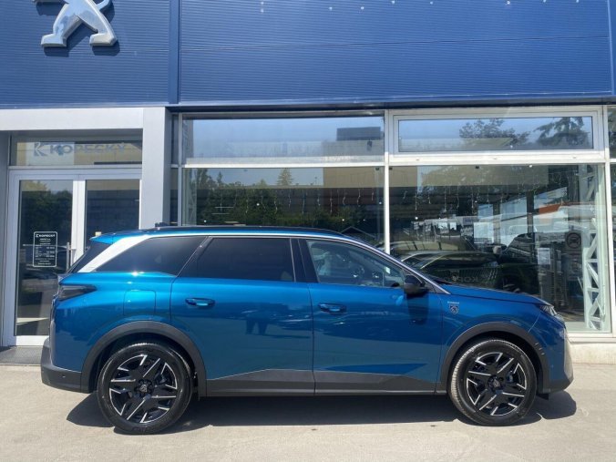 Peugeot 5008, Peugeot 5008 GT Hybrid 145 e-DCS6 SUMMER B, barva modrá