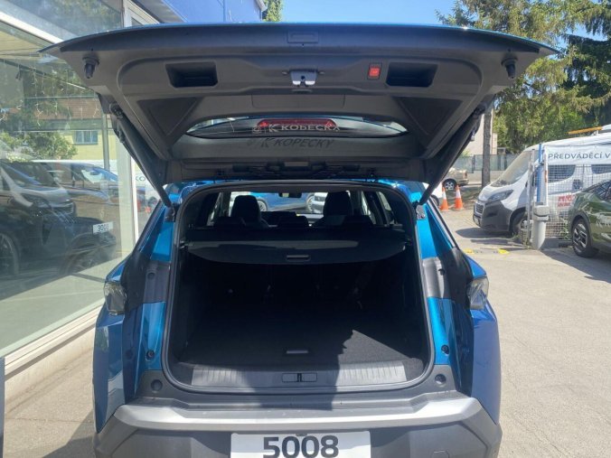Peugeot 5008, Peugeot 5008 GT Hybrid 145 e-DCS6 SUMMER B, barva modrá