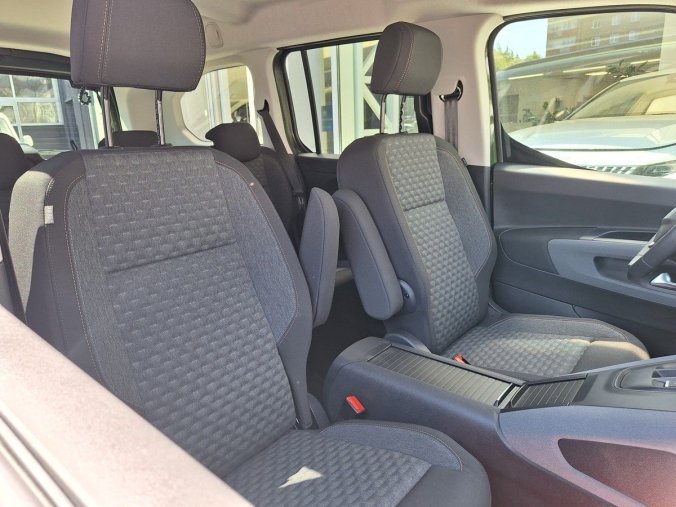 Peugeot Rifter, Peugeot Rifter GT 1.5 BHDi 130k EAT8, barva zelená