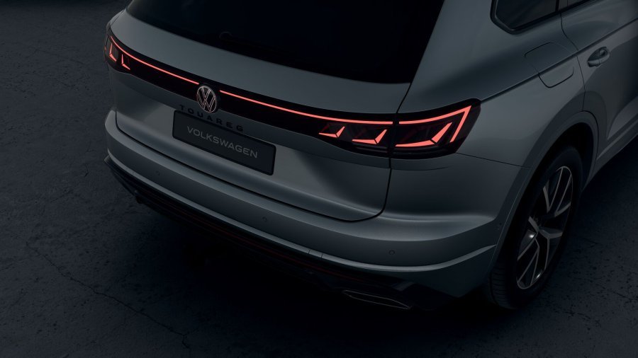 Volkswagen Touareg, Touareg R-Line V6 3,0 TDI 210 kW 4MOT, barva stříbrná