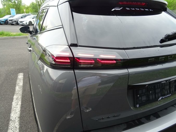 Peugeot 2008, Peugeot 2008 GT PureTech 130k EAT8, barva šedá