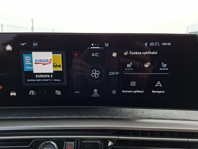 Peugeot 3008, Peugeot 3008 ALLURE Hybrid 145 e-DCS6, barva modrá