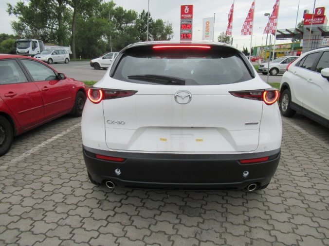 Mazda CX-30, G122, barva bílá