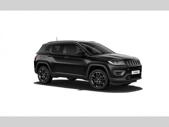 Jeep Compass, 1.3 130 PS NIGHT EAGLE skladem, barva černá