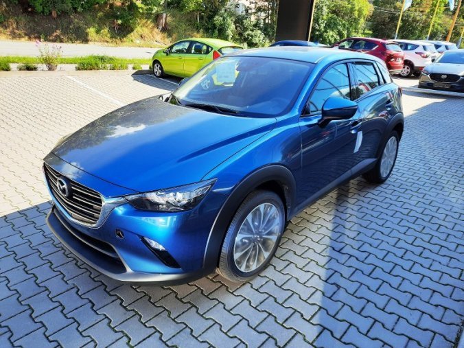 Mazda CX-3, SKYACTIV-G, barva modrá