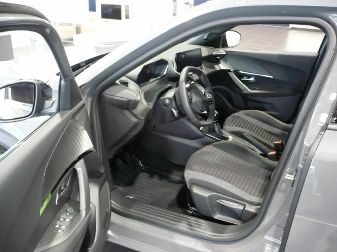 Peugeot 2008, Peugeot 2008 Active, 100k, MT6, barva šedá