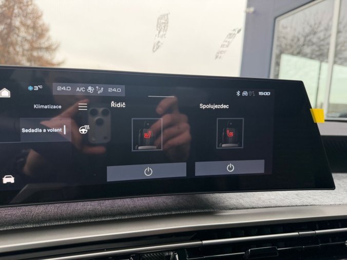 Peugeot 3008, Peugeot 3008 ALLURE Hybrid 145 e-DCS6, barva bílá