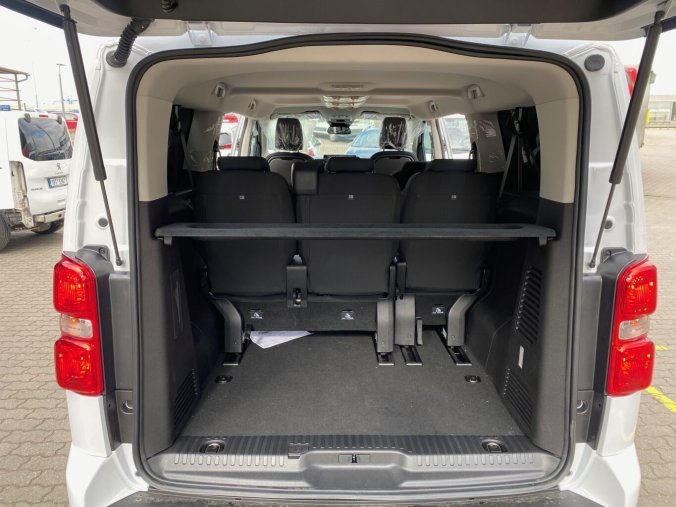 Peugeot Traveller, Peugeot Traveller Active Standard 2.0 BlueHDi 180 EAT8 - 5476, barva šedá